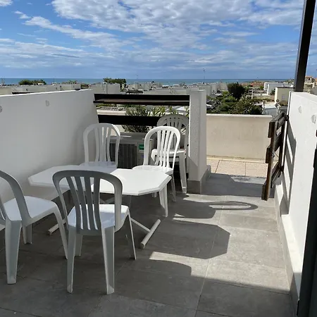 Village Naturiste 公寓 *